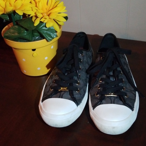 Coach Shoes - Coach Women's Empire Sneackers size 9